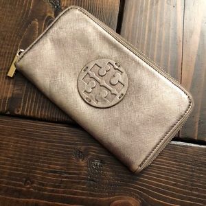 Tory Burch zip around wallet